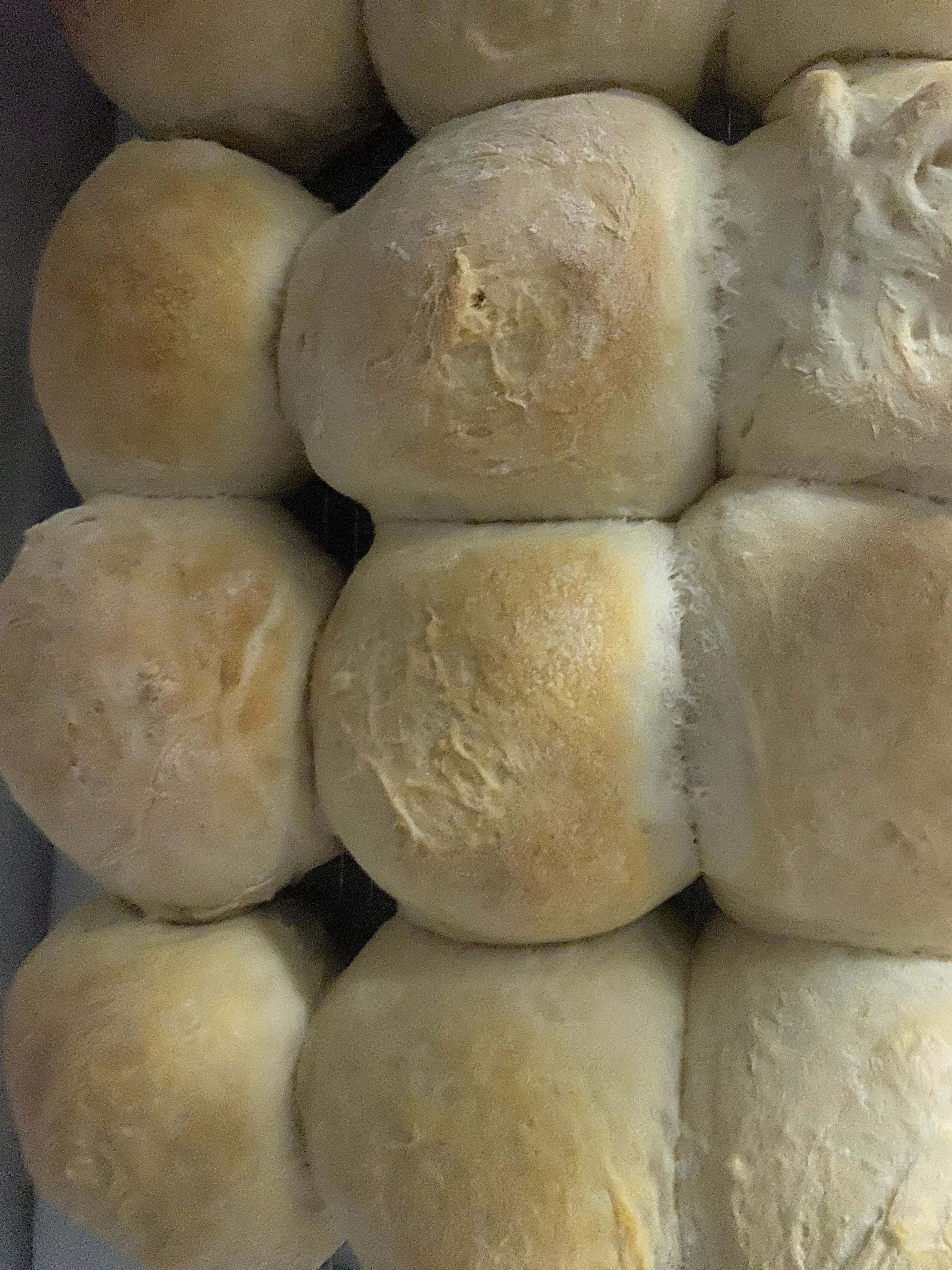Soft White Bread Rolls 4 or 6 pack